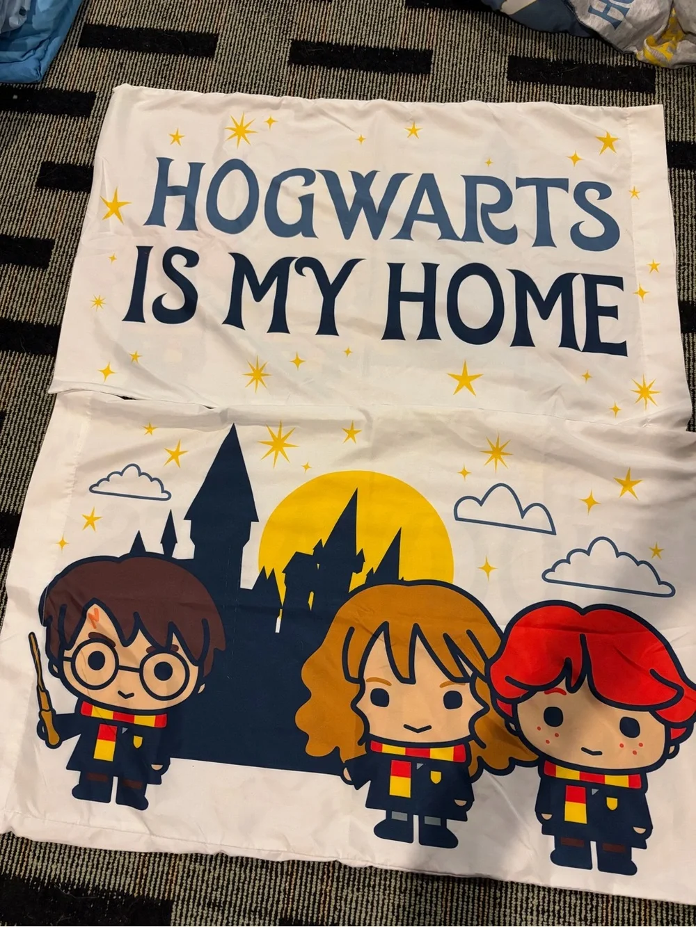 Harry Potter - Hogwarts is My Home - Five (5) Piece Full Bed Set